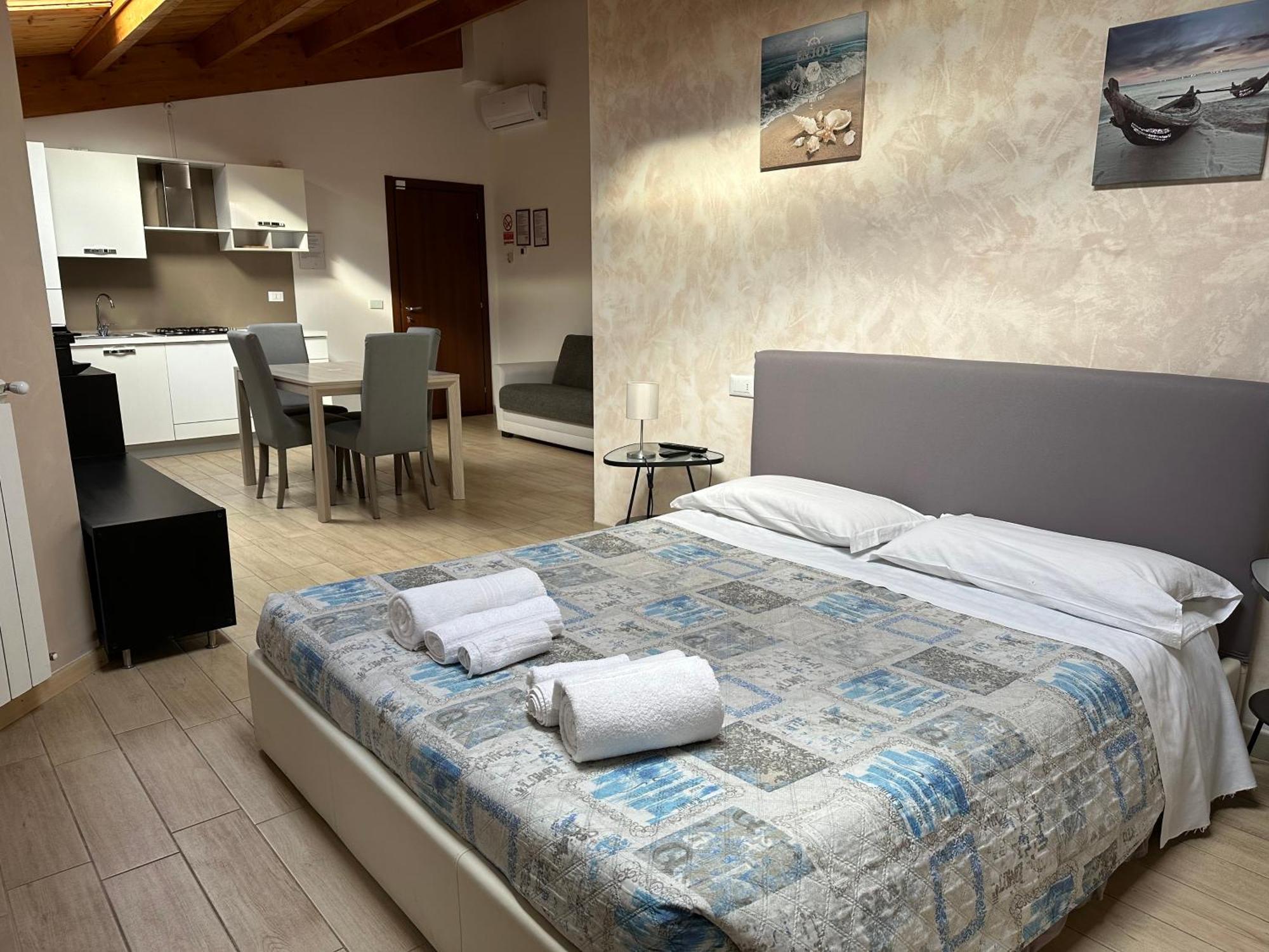 B&B Le Mansarde Pescara Bagian luar foto